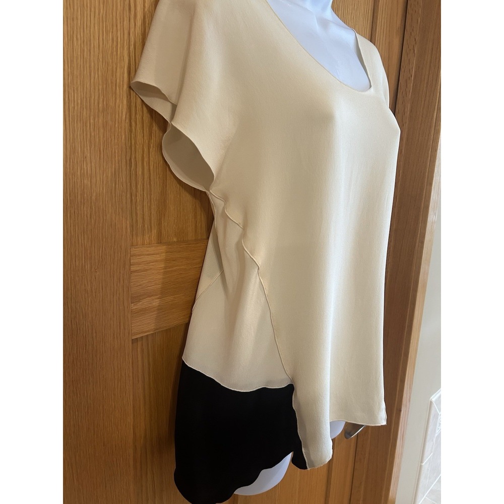Derek Lam 100% Silk Color Block Scoop Neck Cream and Black Top Size 8